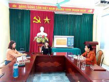 Đồng chí Hoa  Tham luận về hướng dẫn học sinh về PCTNTT