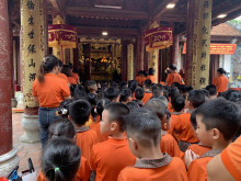 Trường mầm non Bình Minh II tổ chức cho các bé khối mẫu giáo đi thăm quan khu di tích lịch sử Đình Nội Bình Đà -một di tích lịch sử văn hoá nằm trên địa bàn xã Bình Minh.
