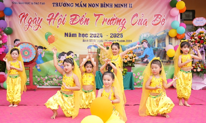 chúng cháu đồng diễn